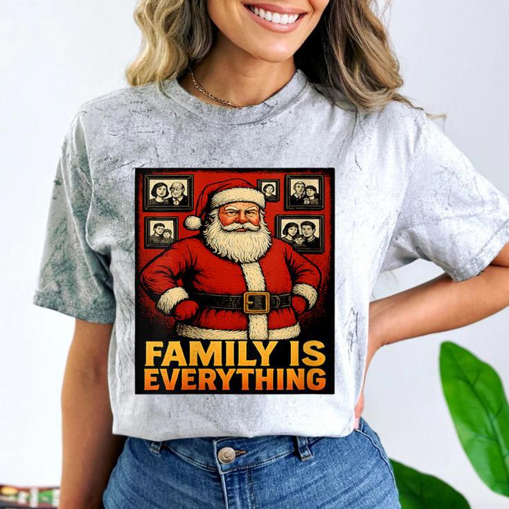 Family Christmas Retro Santa Holiday Nostalgia Vibes Comfort Color Blast T-Shirt
