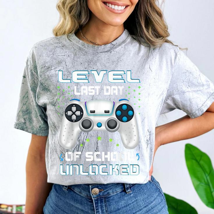 Last Days Of School Graduation Kindergarten Gamer Boys Kids Comfort Color Blast T-Shirt