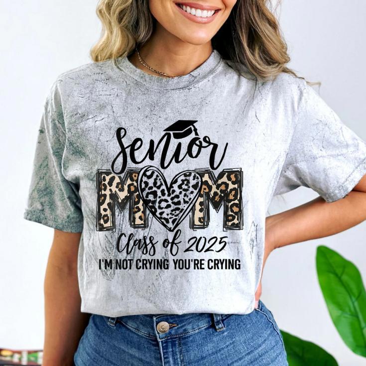 Senior Mom Class Of 2025 Senior Mama 2025 Leopard Graduation Comfort Color Blast T-Shirt