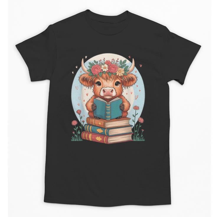 Cute Baby Highland Cow Reading Book Bookworm For Men Women Unisex T-Shirt