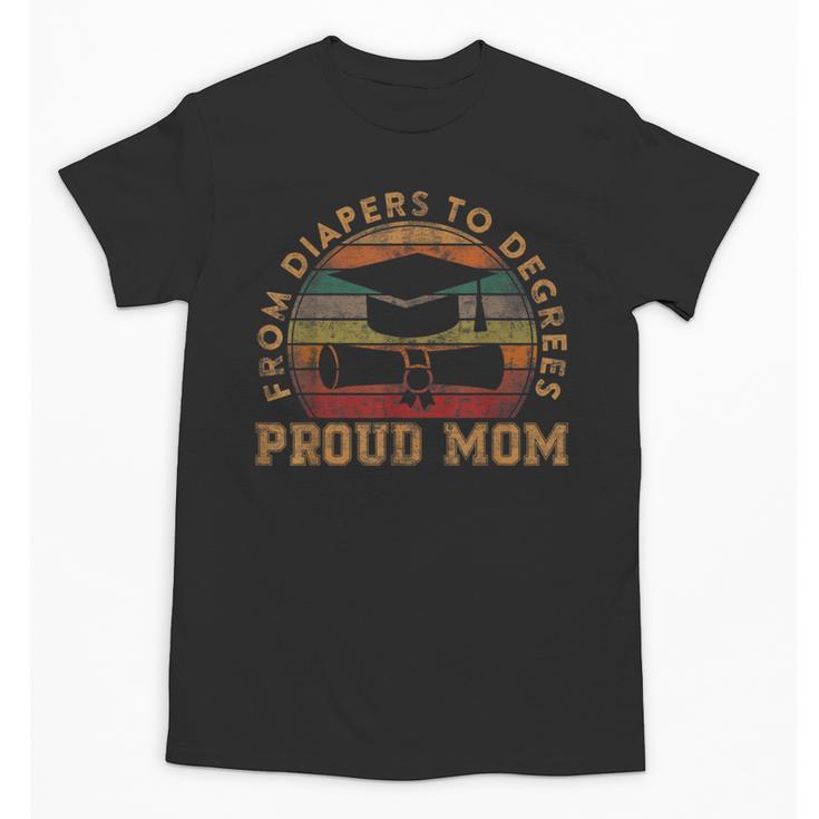 Proud Mom Of a 2023 Graduate Mother Senior Graduation Unisex T-Shirt