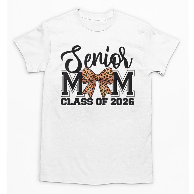 Senior Mom Class Of 2026 Graduation Leopard Coquette Bow Unisex T-Shirt