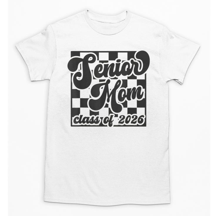 Women Senior Mom Class Of 2026 Retro Graduation Senior Mama Unisex T-Shirt