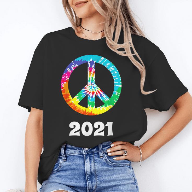 2021 Graduation Class Year Tie Dye Peace Sign Graduate Shirt Unisex T-Shirt