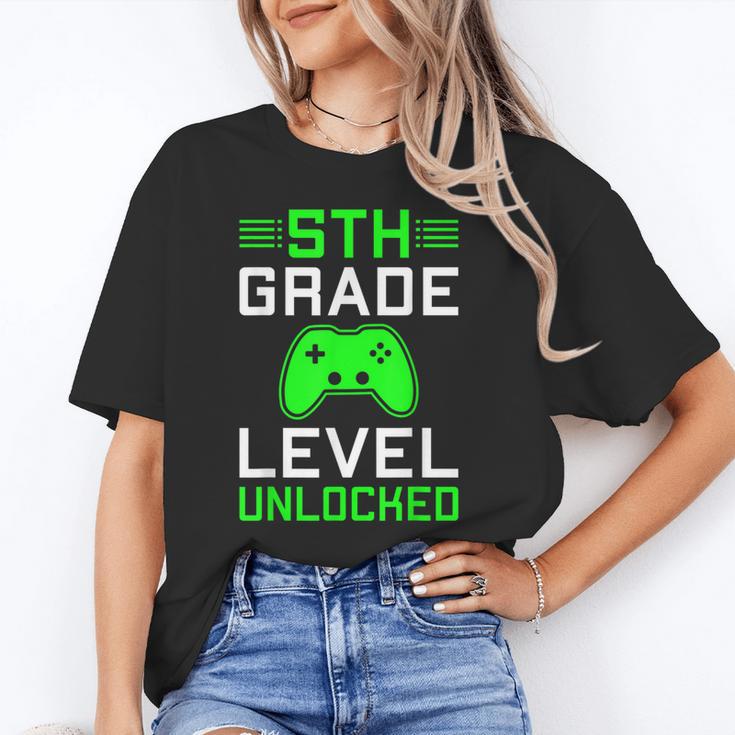 5th Grade Level Unlocked Back To School Gamer Graduation Unisex T-Shirt
