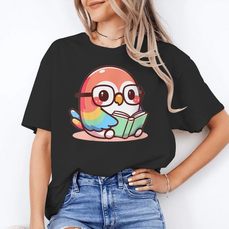 Adorable Book Lover Parrot With Reading Glasses Cute Unisex T-Shirt