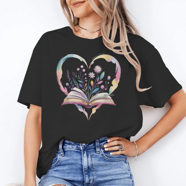 Book Lover Heart Shaped Reading Art Bookworm Unisex T-Shirt
