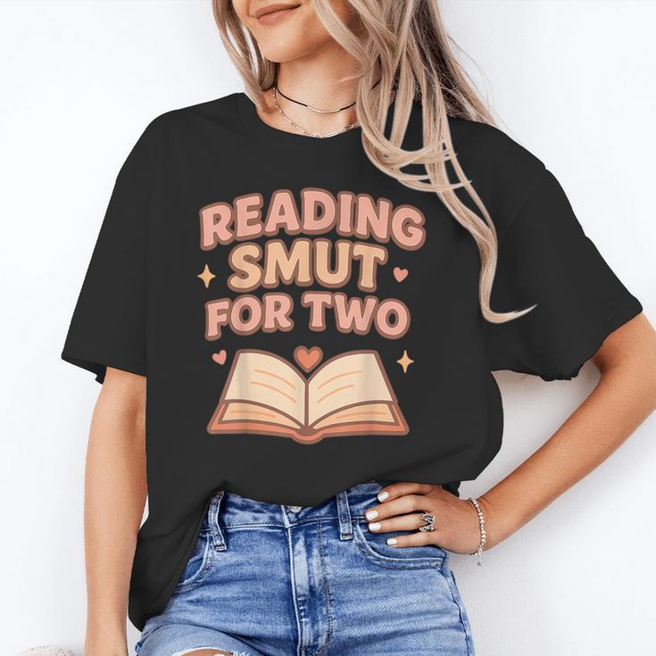 Book Lover Pregnancy Announcement Reveal Smut Unisex T-Shirt