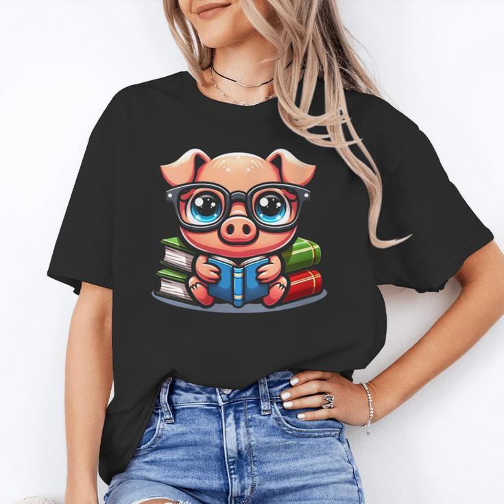 Book Lover Reading Pig Unisex T-Shirt