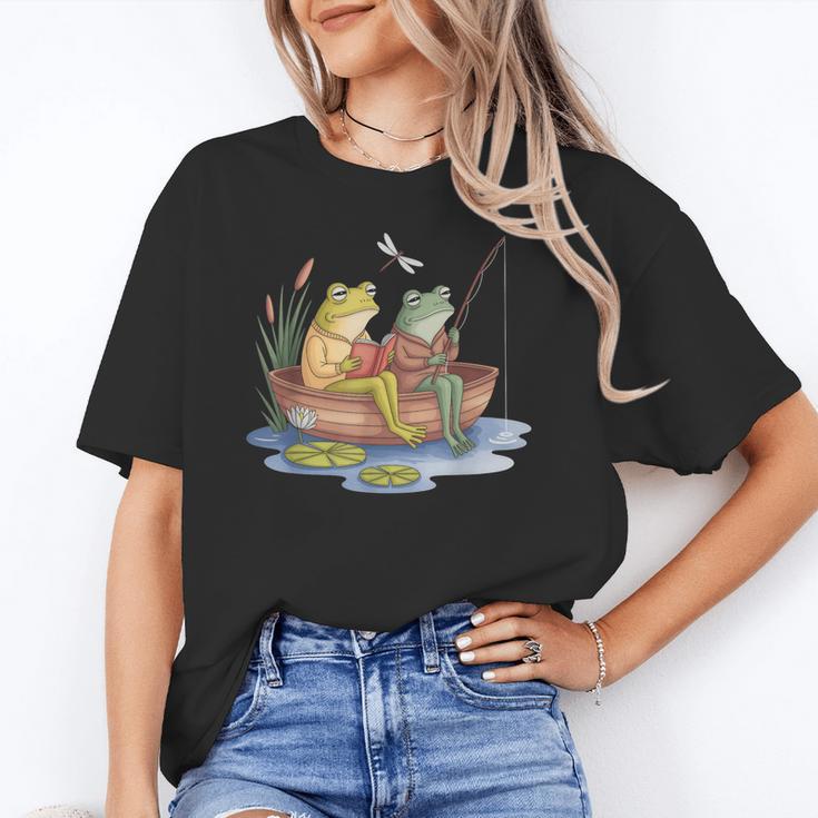 Book Shirt Frog Toad Fishing Vintage Book Frog Unisex T-Shirt
