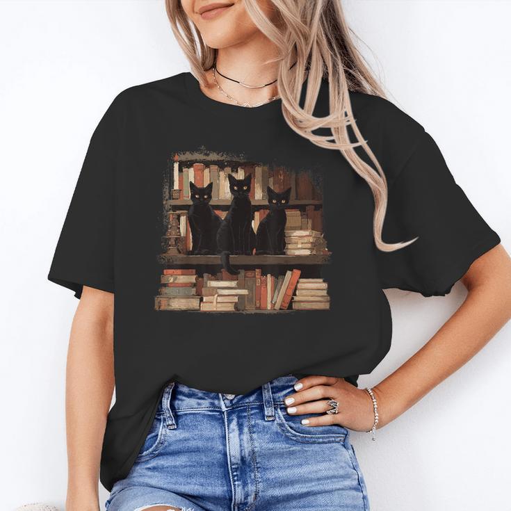 Cats Antique Books Academia Library Aesthetic Bookworm Unisex T-Shirt