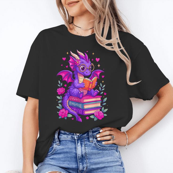 Cute Dragon Reading Books Bookworm Unisex T-Shirt