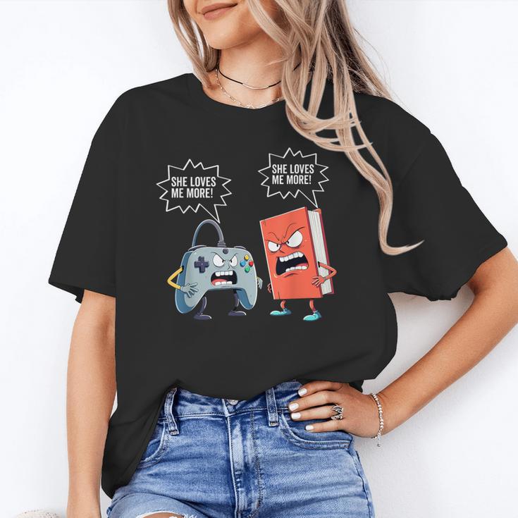 Gamer Book Lover Girl Women Bookworm Video Gaming Daughter Unisex T-Shirt