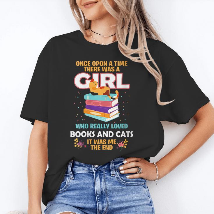 Once Upon A Time There Was A Girl Who Loves Books And Cats Unisex T-Shirt