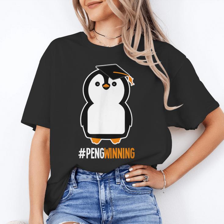 Penguin Graduation For Grads Hashtag Pengwinning Unisex T-Shirt