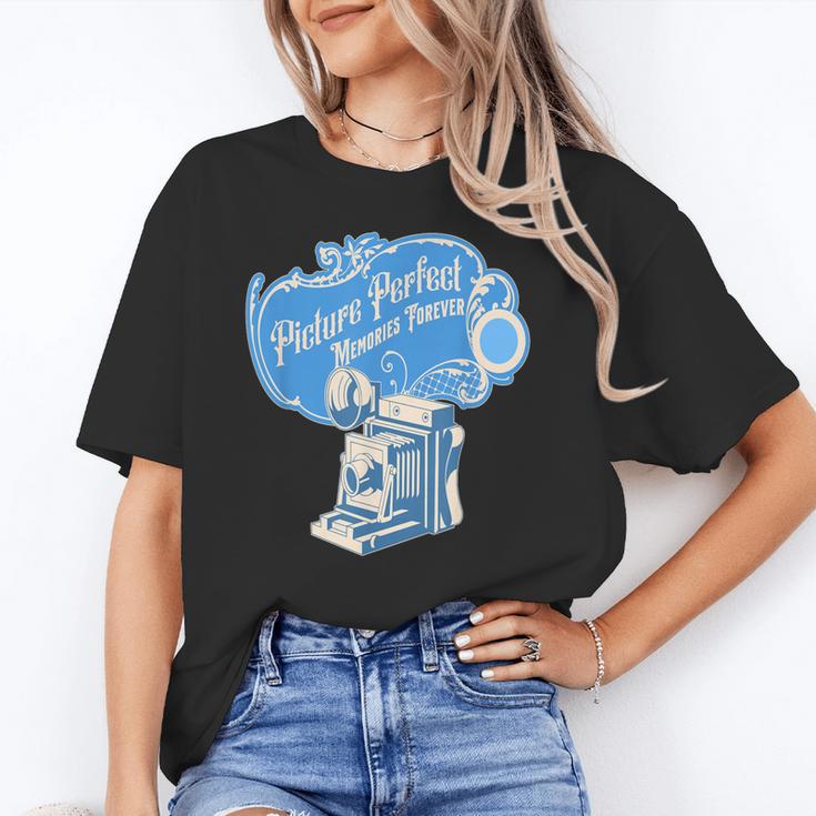 Picture Perfect Memories Forever Vintage Camera Nostalgia Unisex T-Shirt