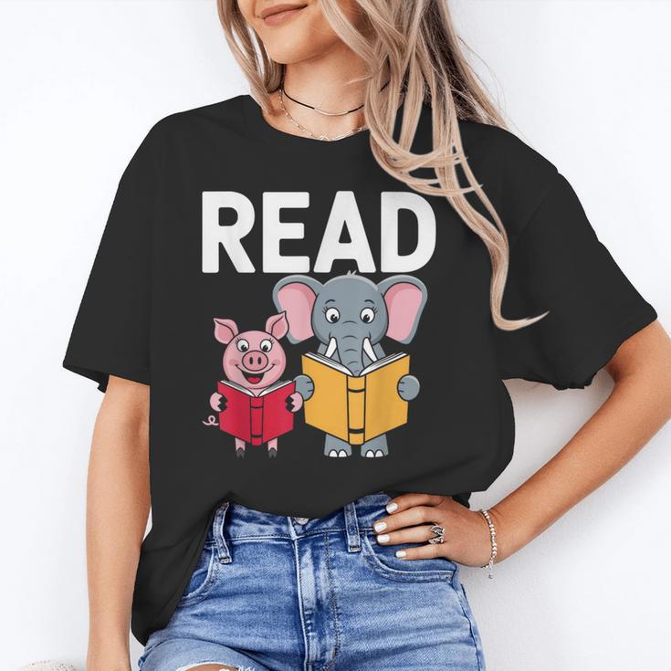 Pig Elephant Reading Cute Book Lover Bookworm Boys Girls Kid Unisex T-Shirt Pig Elephant Reading Cute Book Lover Bookworm Boys Girls Kid Unisex T-Shirt