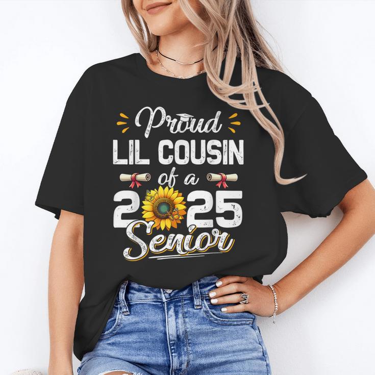 Proud Lil Cousin Of A Class Of 2025 Senior Graduation 2025 Unisex T-Shirt