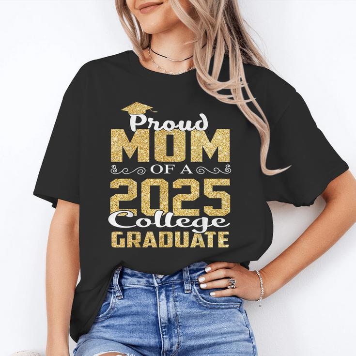 Proud Mom Of 2025 Graduate College Shirt Graduation Unisex T-Shirt