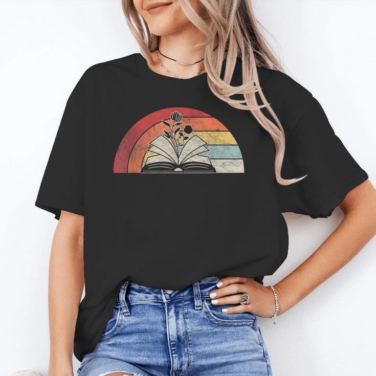 Retro Vintage Wildflowers Book Shirt Book Lover Unisex T-Shirt