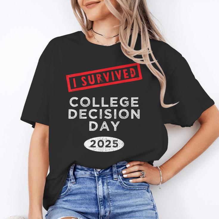 I Survived College Decision Day Graduation Class Of 25 Unisex T-Shirt