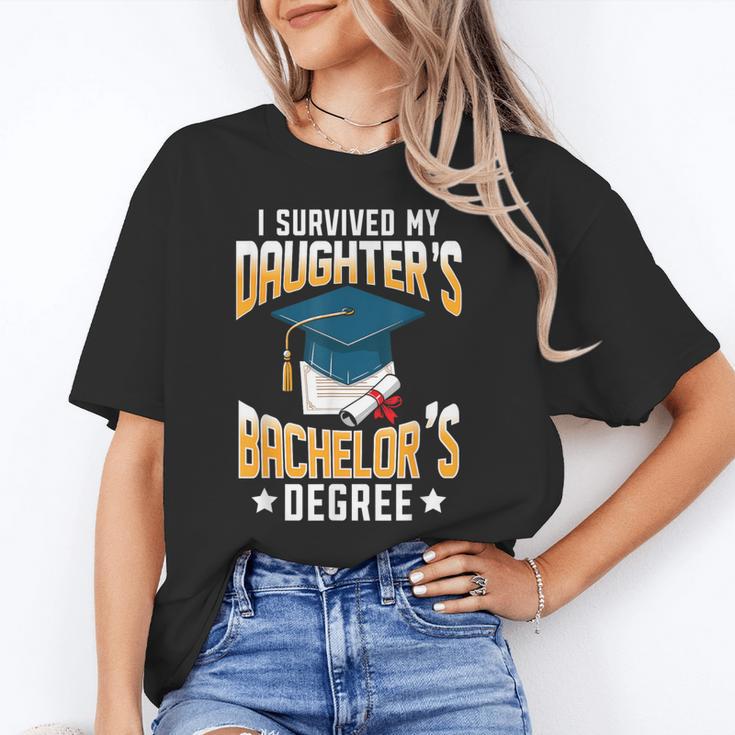 i Survived My Daughters Bachelor's Degree Graduation Gifts Unisex T-Shirt