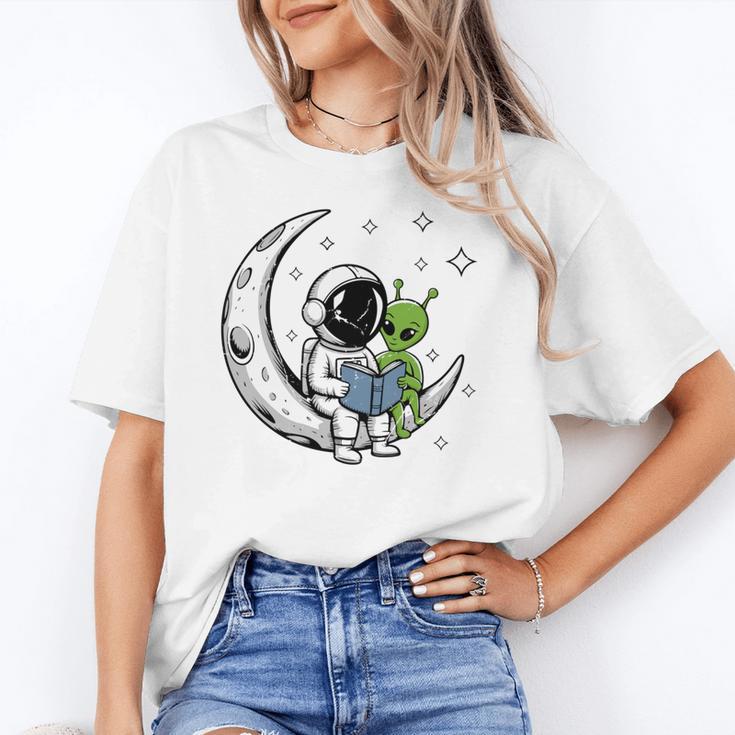 Astronaut Reading Book To Alien Moon Space Astronomy Unisex T-Shirt