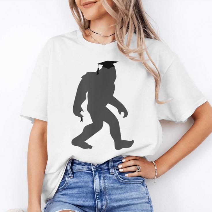 Bigfoot Graduate Shirt Cute Sasquatch Graduation Unisex T-Shirt