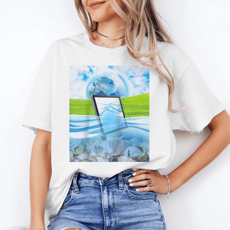 Frutiger Aero Aesthetic Tech Water Fishes Monitor Screen Raglan Baseball Tee Unisex T-Shirt Frutiger Aero Aesthetic Tech Water Fishes Monitor Screen Raglan Baseball Tee Unisex T-Shirt