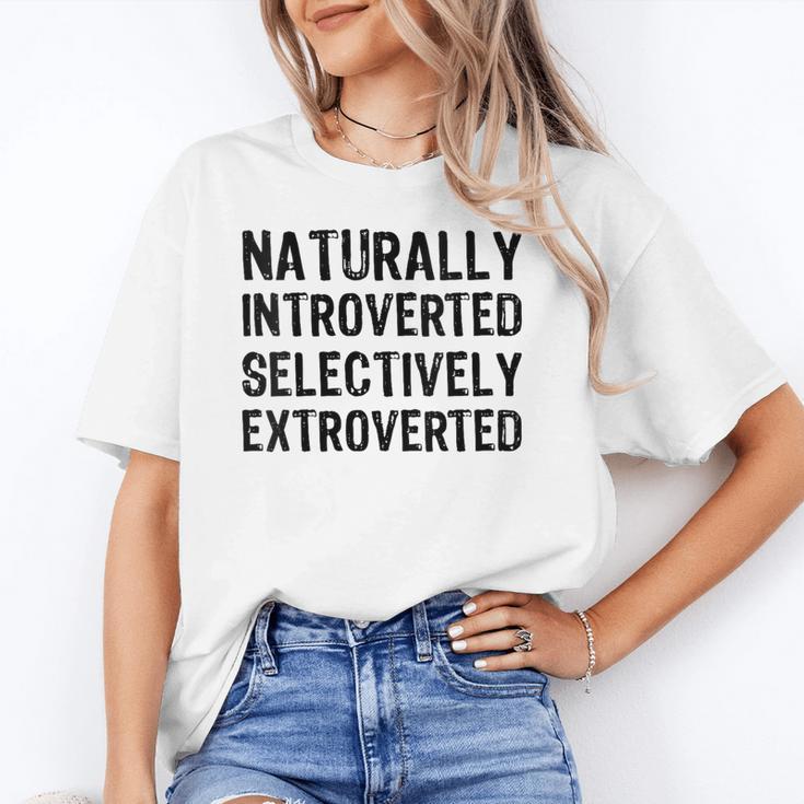 Naturally Introverted Selectively ExtrovertedIntrovert Joke Unisex T-Shirt