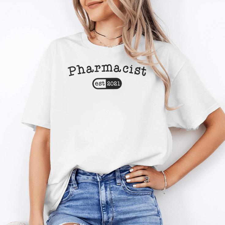 Pharmacy Student TShirt Pharmacist Graduation Est 2021 Unisex T-Shirt
