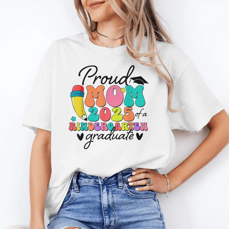 Proud Mom Class Of 2025 Kindergarten Graduate Graduation Unisex T-Shirt
