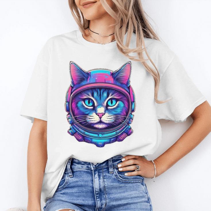 Retro 80s Cat In Space Suit Nostalgia Cat Vintage Astronaut Unisex T-Shirt