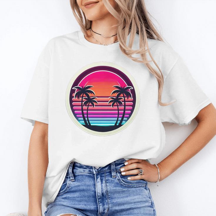 Retro 80s Synthwave Sunset & Palm Trees Retro Nostalgia 80s Unisex T-Shirt