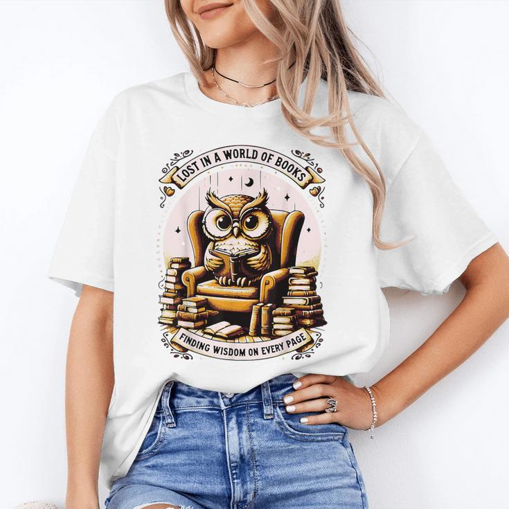 Wise Owl Reading Books Unisex T-Shirt