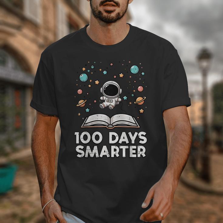 100 Days Smarter Astronaut Book 100th Day Girls Kids Women Unisex T-Shirt