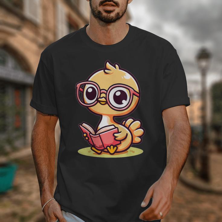 Adorable Book Lover Ostrich With Reading Glasses Cute Unisex T-Shirt