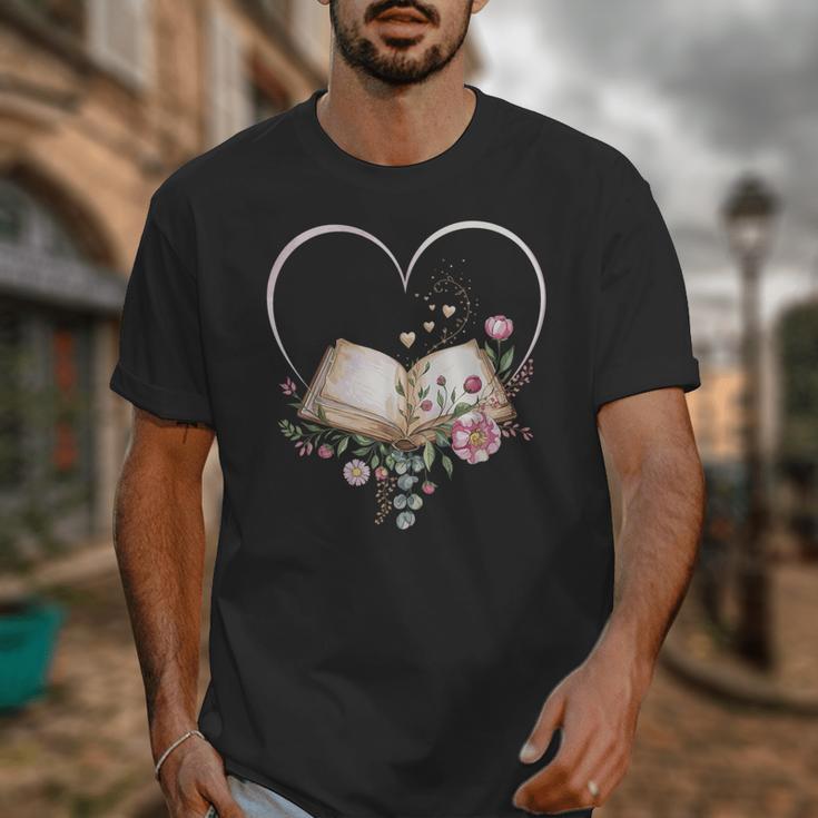 Book Lover Heart Shaped Reading Art Librarian Unisex T-Shirt Book Lover Heart Shaped Reading Art Librarian Unisex T-Shirt