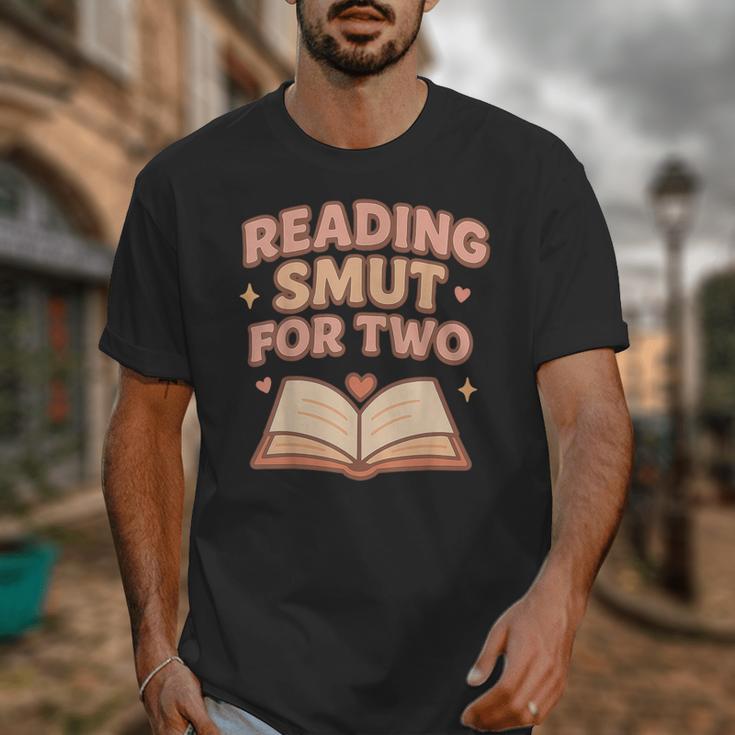 Book Lover Pregnancy Announcement Reveal Smut Unisex T-Shirt