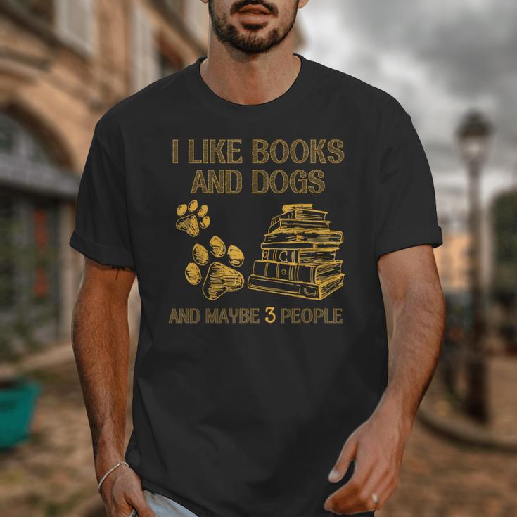 I Like Books And Dogs And Maybe 3 People Vintage Sayin Unisex T-Shirt I Like Books And Dogs And Maybe 3 People Vintage Sayin Unisex T-Shirt