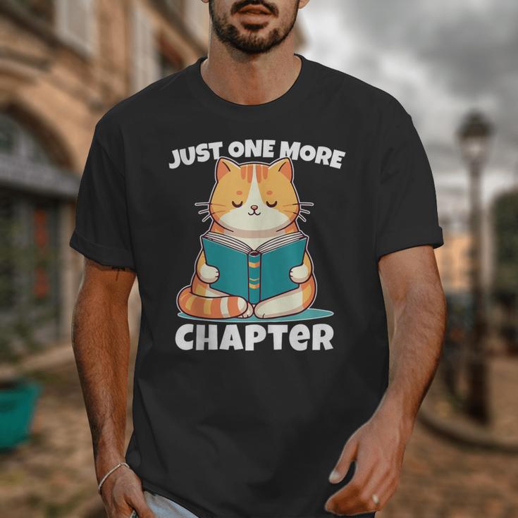 Cat Reading Books Bookworm Read One More Chapter Unisex T-Shirt