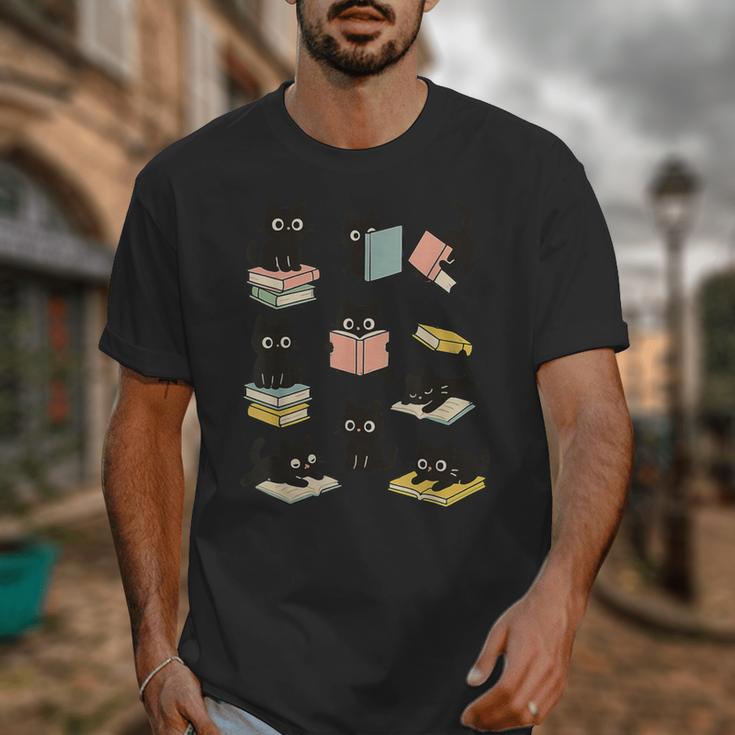 Cats Reading Books Cat Lover Unisex T-Shirt