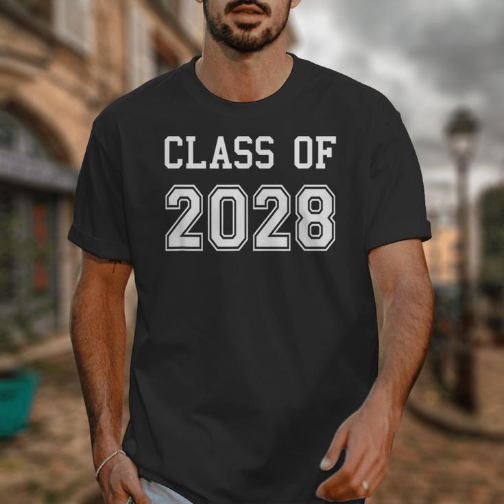 Class Of 2028 Graduation School Grad 2028 Graduate Unisex T-Shirt