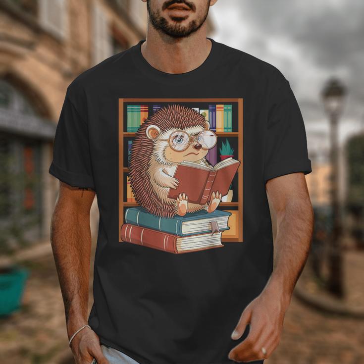 Cute Hedgehog Book Nerd Unisex T-Shirt