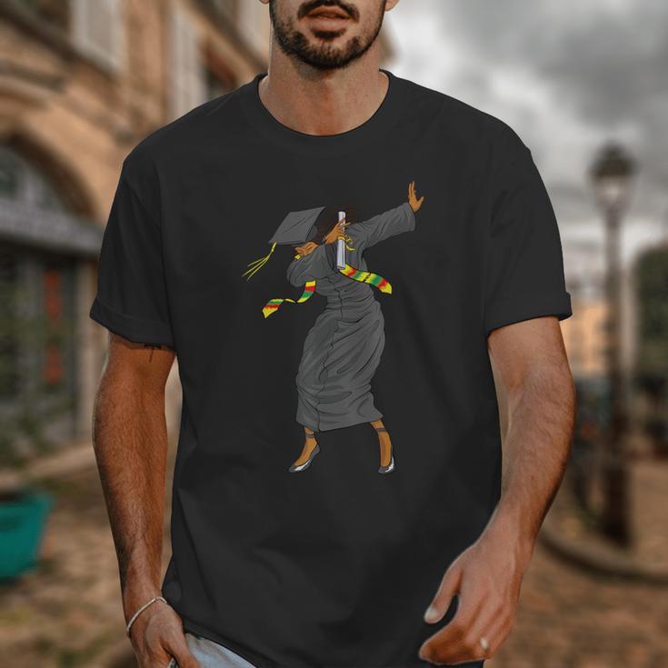 Dabbing Graduation Class Of 2025 Women History Month Unisex T-Shirt