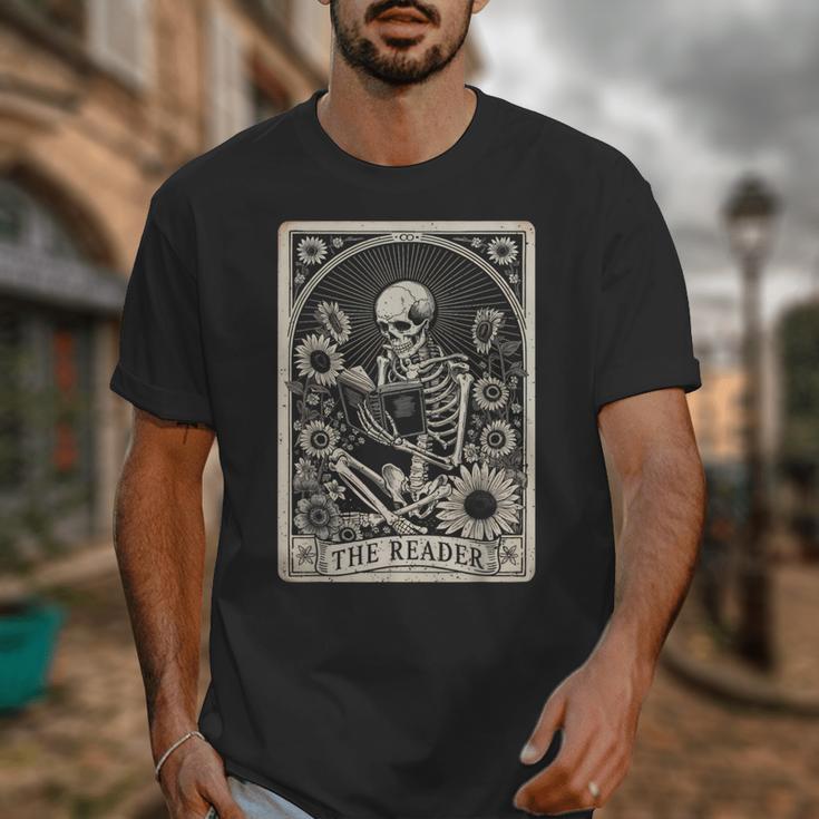 Floral The Reader Tarot Card Skeleton Reading Book Unisex T-Shirt