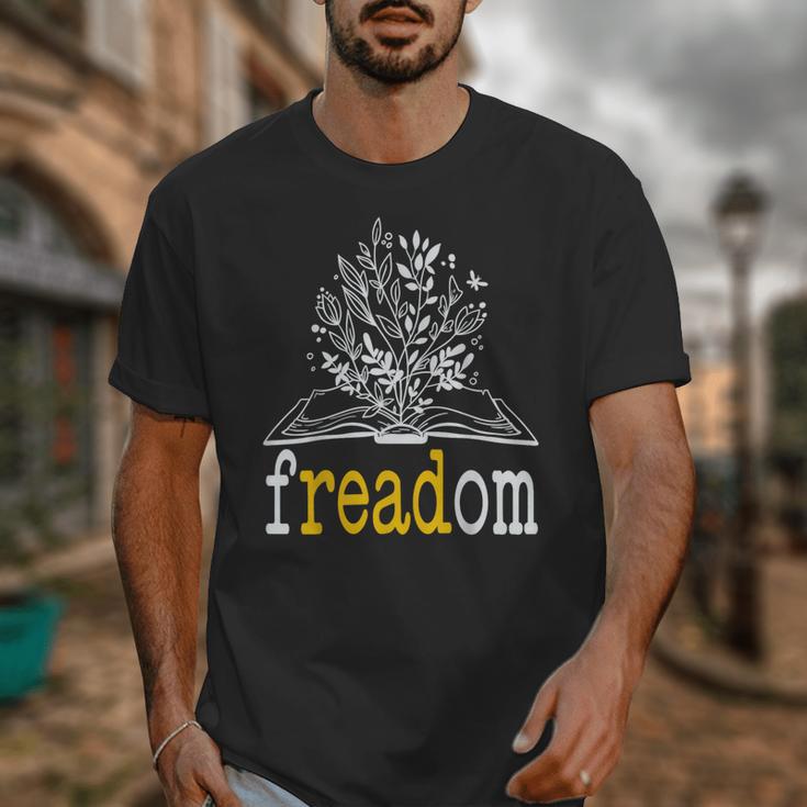Freadom Freedom Read Banned Books Librarians Unisex T-Shirt