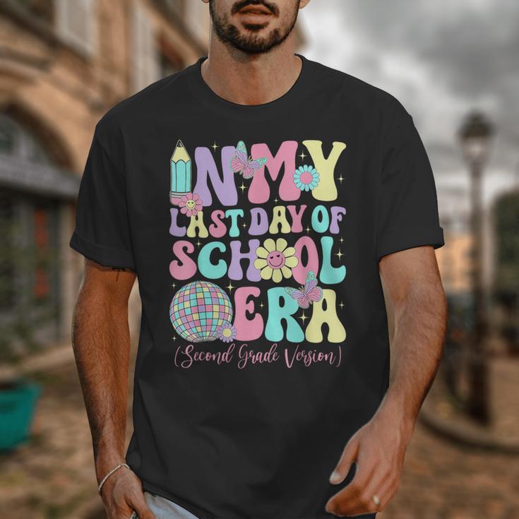 Groovy In My Last Day Of School Era Second Grade Graduation Unisex T-Shirt