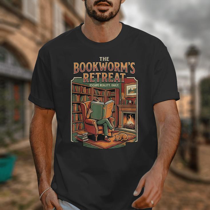 Introvert Book Lover The Bookworm's Retreat Unisex T-Shirt