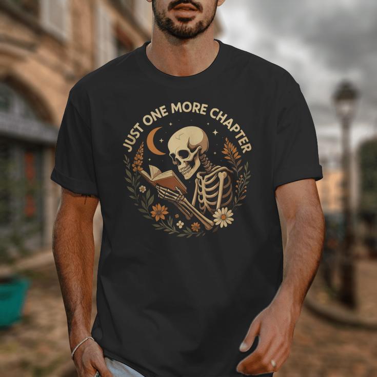 Just One More Chapter Book Lover Bookish Reading Skeleton Unisex T-Shirt